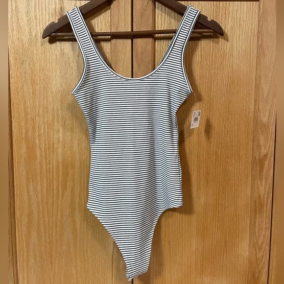 AE Scoop Neck Bodysuit Stripes Ribbed Washed Black/Cream XS - Picture 2 of 10
